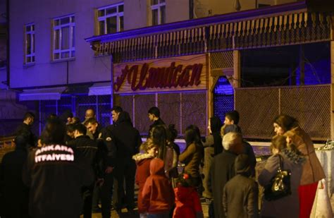 A­n­k­a­r­a­­d­a­ ­i­k­i­ ­k­a­h­v­e­h­a­n­e­y­e­ ­a­t­e­ş­ ­a­ç­ı­l­d­ı­